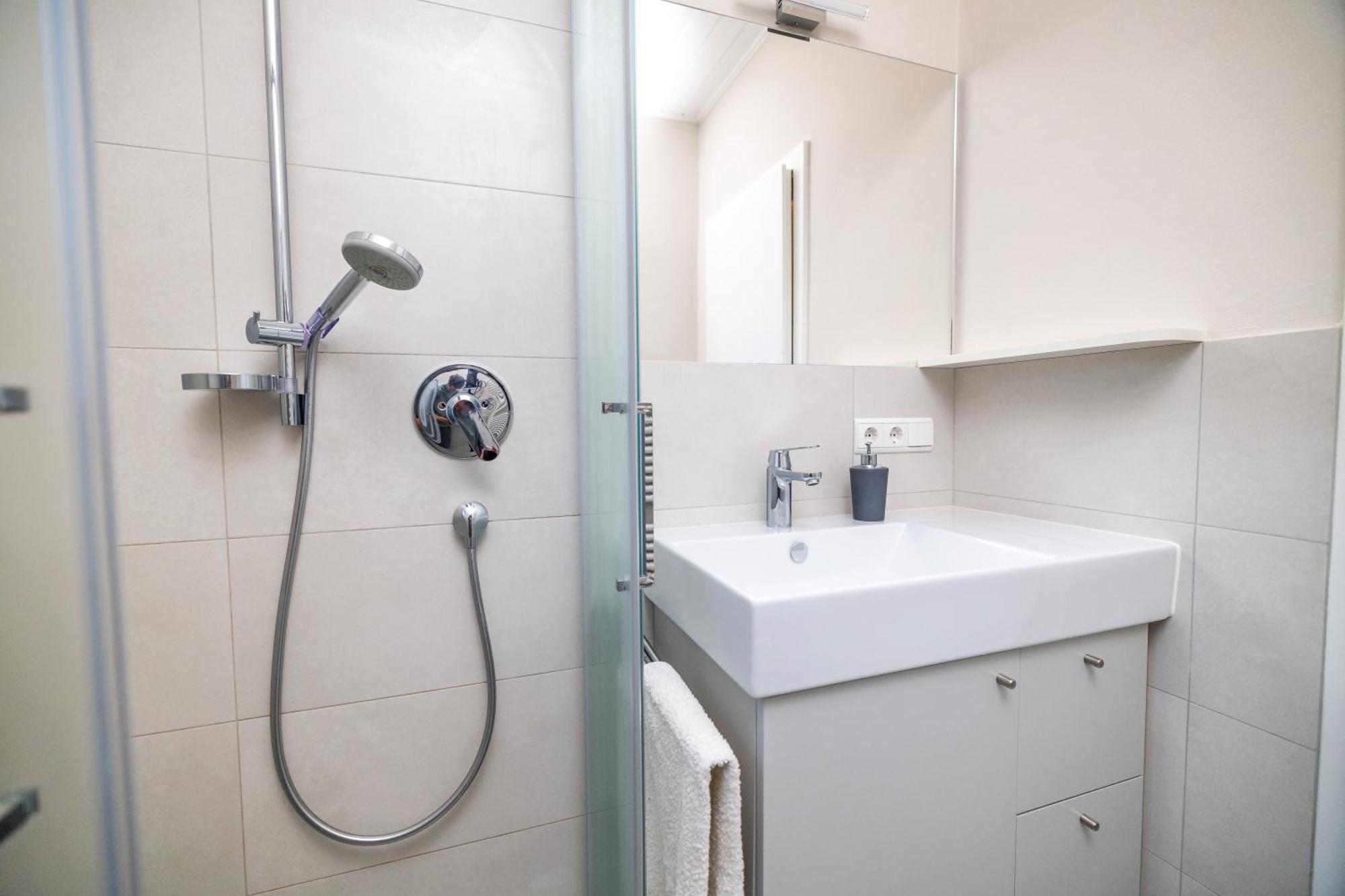 Apartment Bellevue Seis 修希 外观 照片
